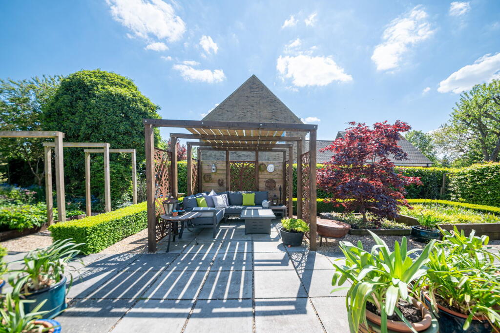 House in Northampton - View 5