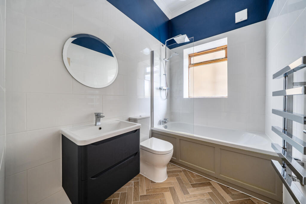 Apartment in London - View 4