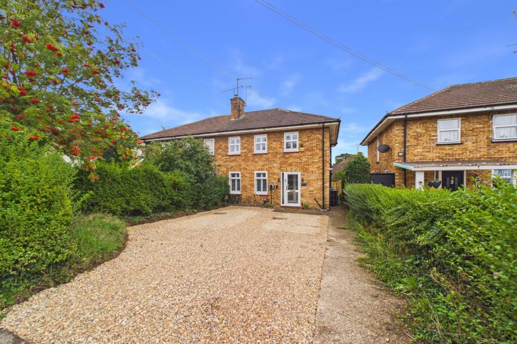 Main image of property: Wavell Close, Reading, Berkshire, RG2