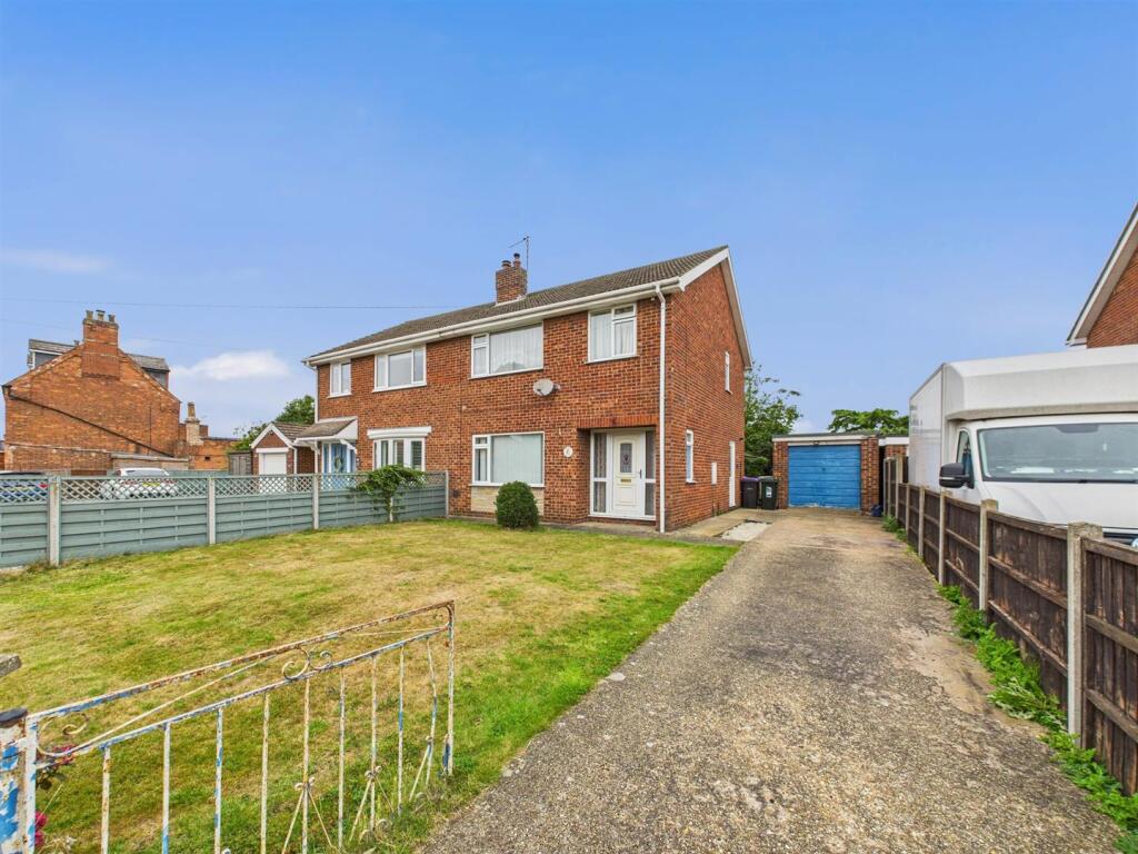 Main image of property: Keddington Road, Louth