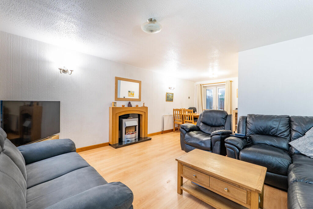 Hazel Close, Penwortham photo 3