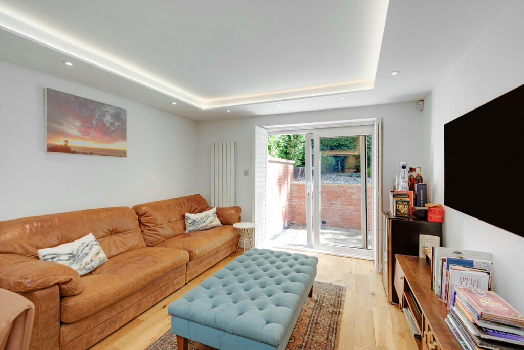 Apartment in London - View 4