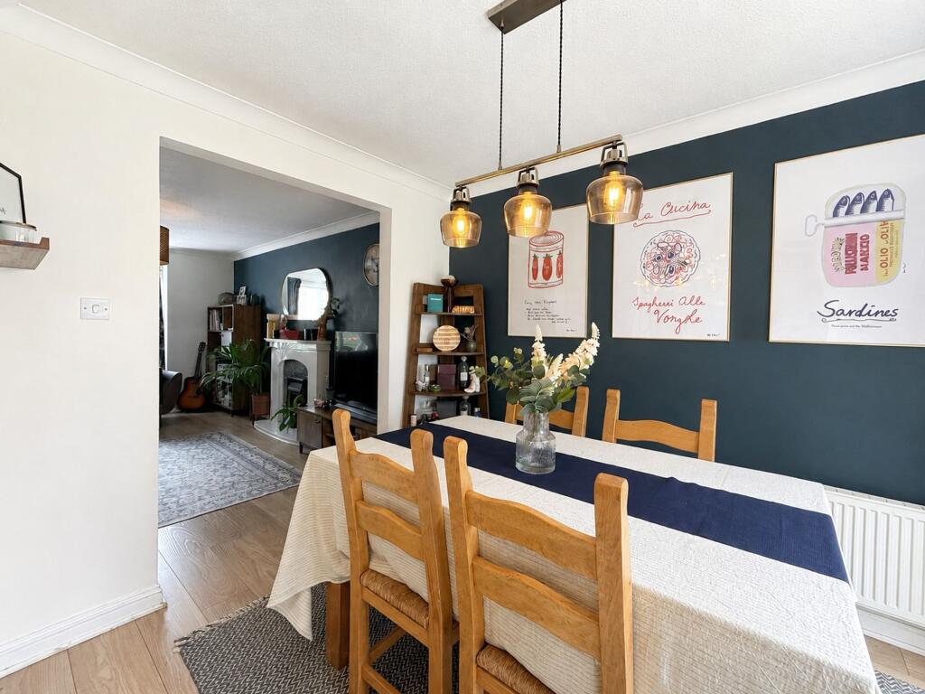 House in Glasgow, Leverndale, Crookston Road - View 4