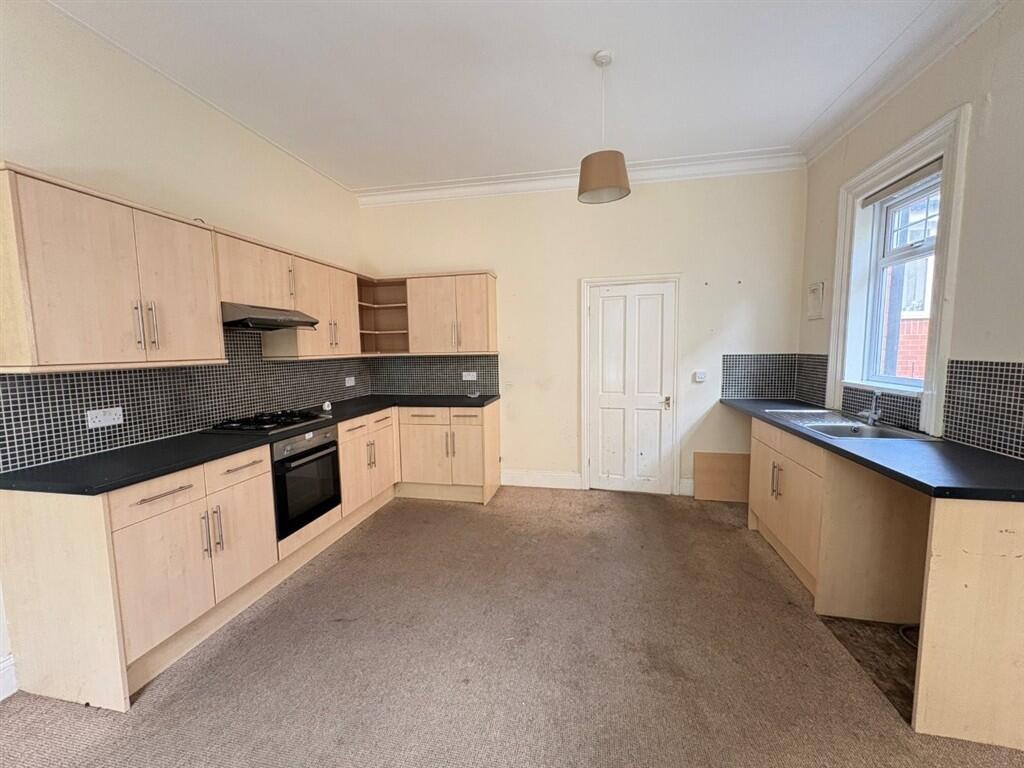 Apartment in Doncaster - View 3