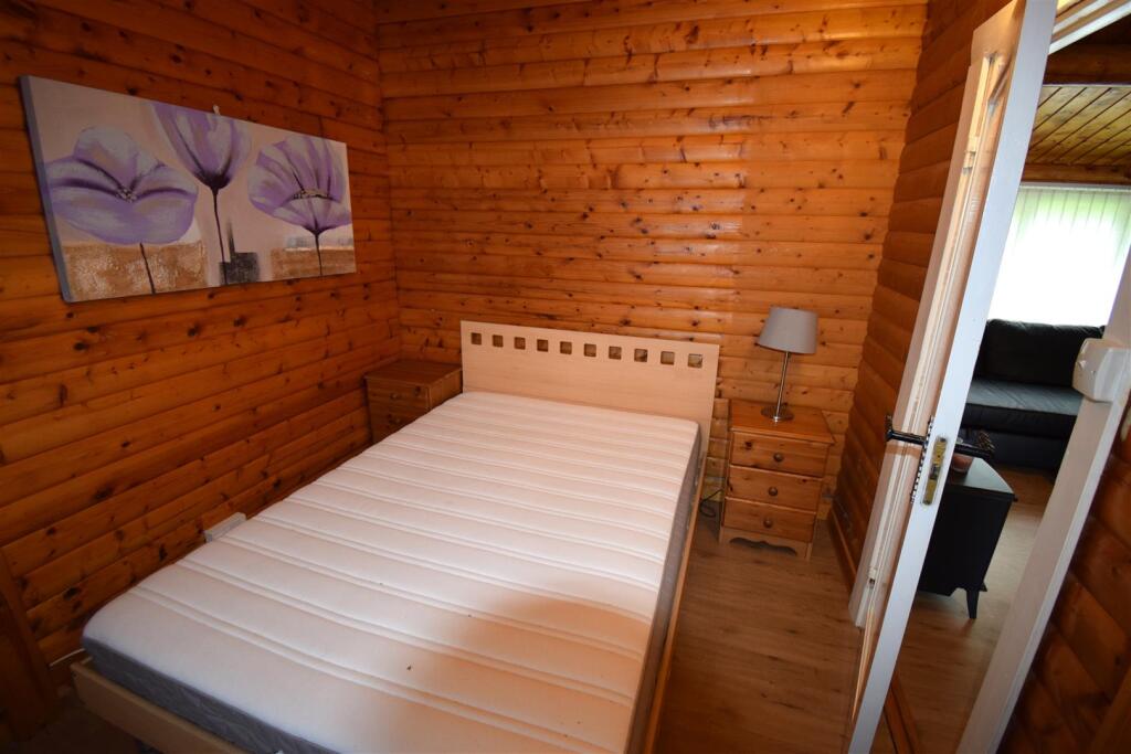 Ring Road Round Trawsfynydd Holiday Village, Bronaber photo 5