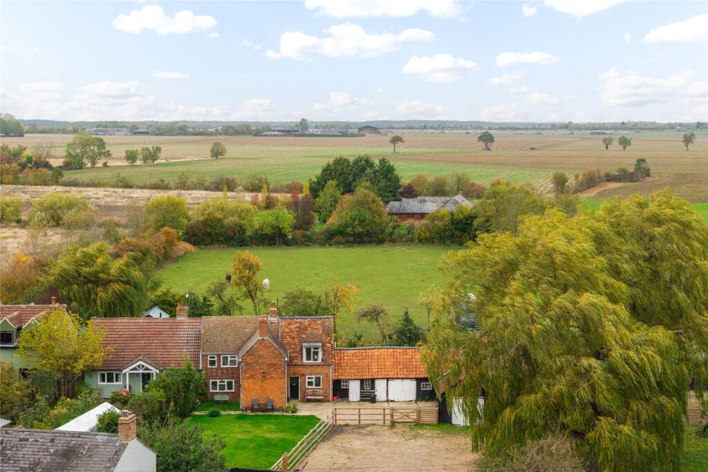 Main image of property: Cross End, Thurleigh, Bedfordshire, MK44
