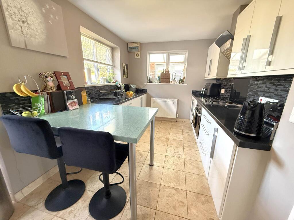 Vansittart Drive, Exmouth photo 2