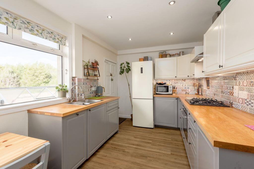 145 Gilmerton Dykes Avenue, Edinburgh, EH17 8LR photo 4