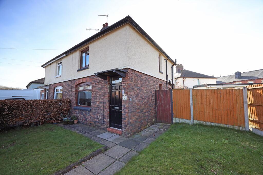 Main image of property: Farmers Bank, Silverdale, ST5