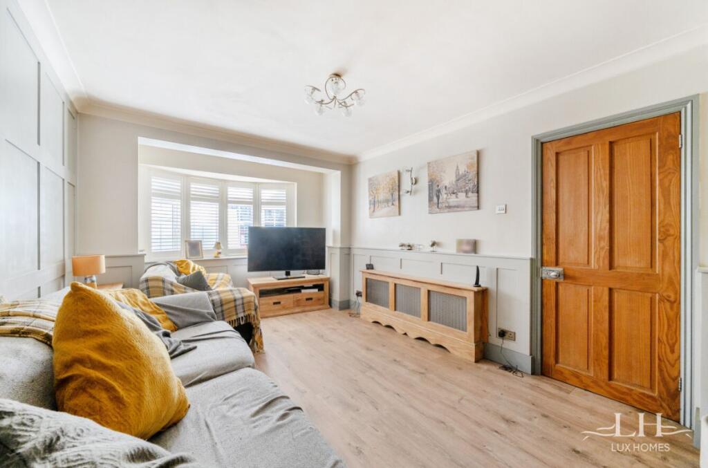 Main image of property: Harlow Road, Rainham