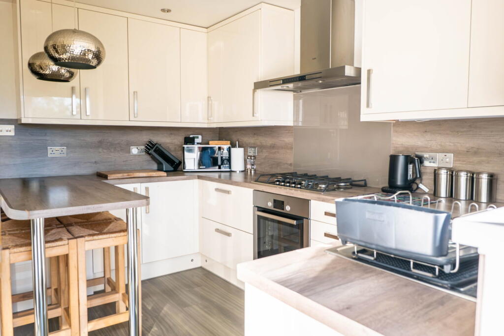 House in Milton Keynes, Bedford - View 5