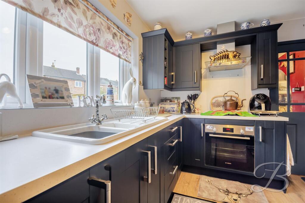 Blakeney Drive, Mansfield, Nottinghamshire - View 2