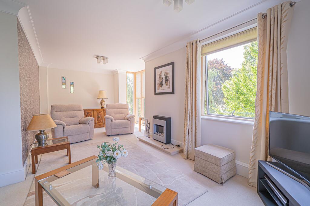 School Lane, Whitefriars, B91 photo 4