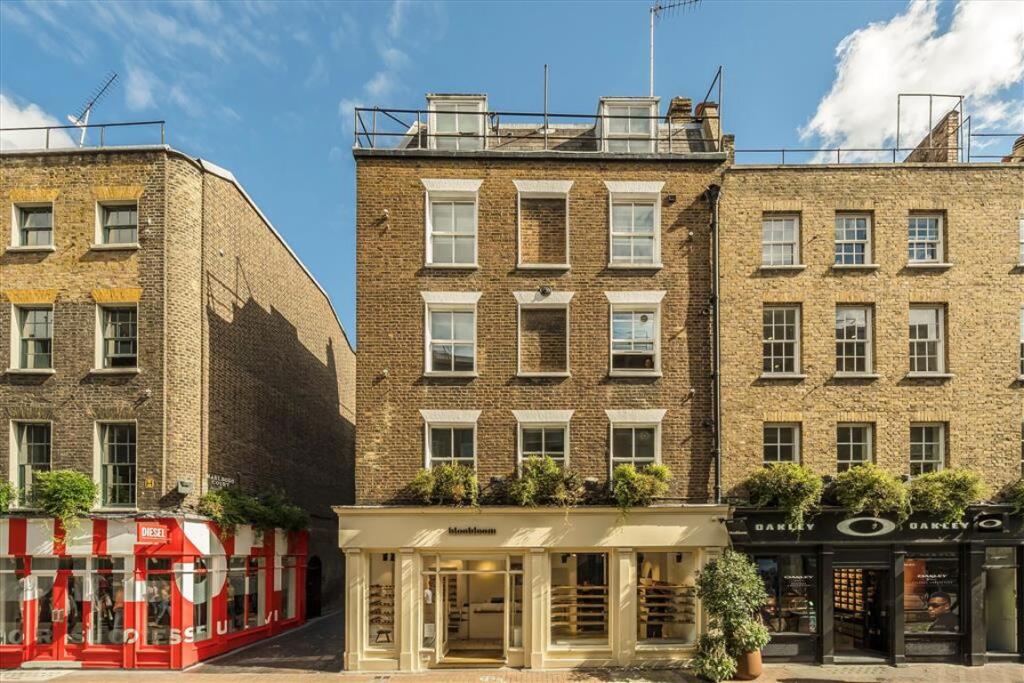 Apartment in London
