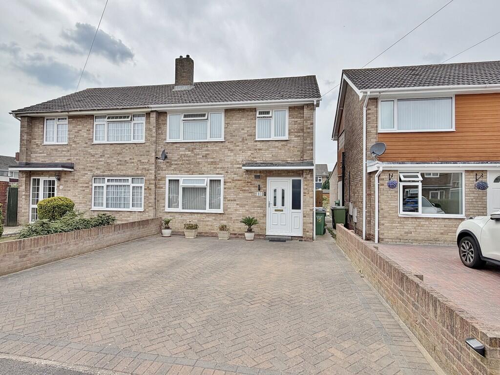 Main image of property: Middleton Close, Fareham