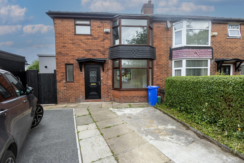 Main image of property: Masefield Crescent, Droylsden, M43 6RW