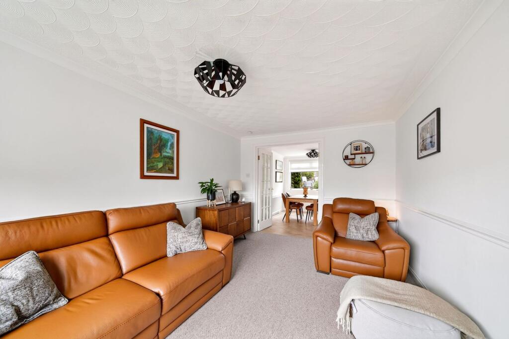 House in Livingston, Adambrae - More