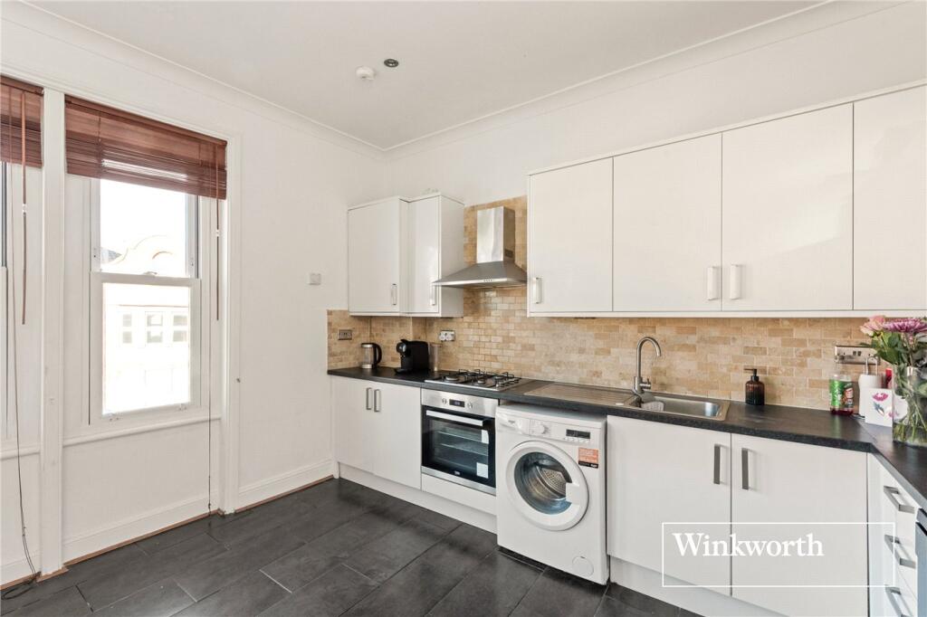 Apartment in London - View 5