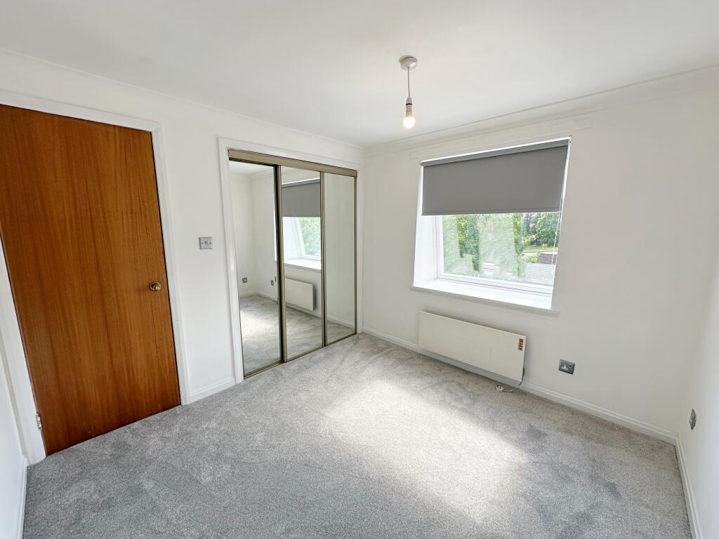 Apartment in Motherwell - More