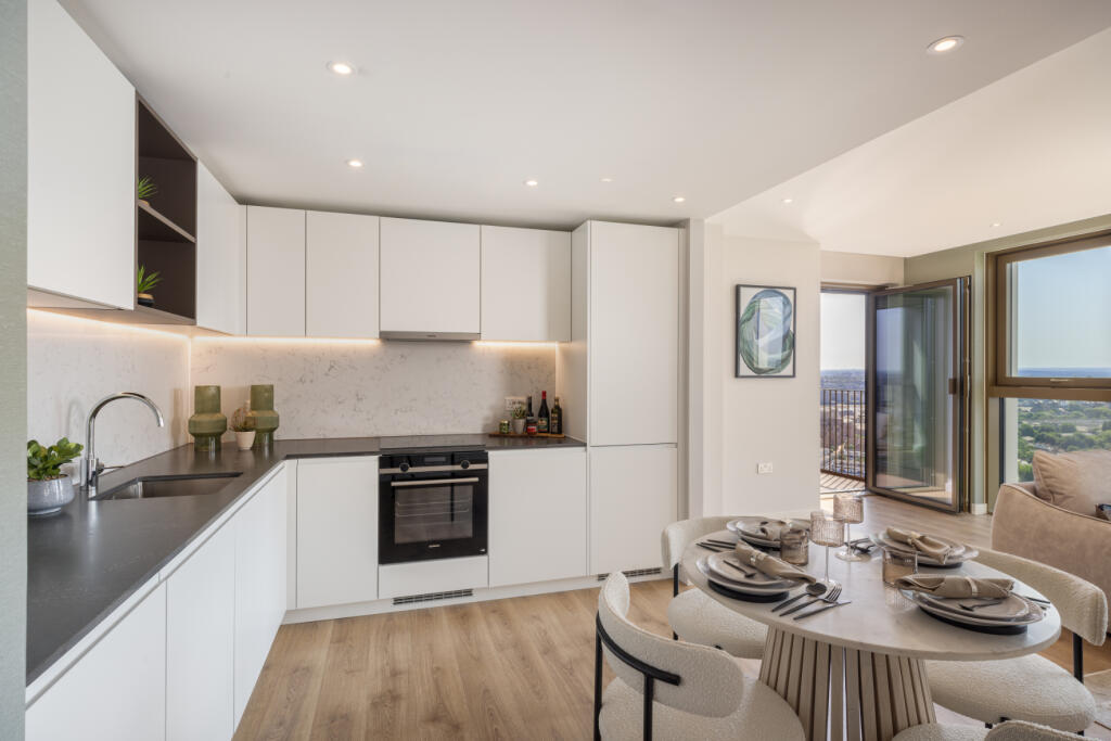 Main image of property: One Thames Quay, Canary Wharf, E14