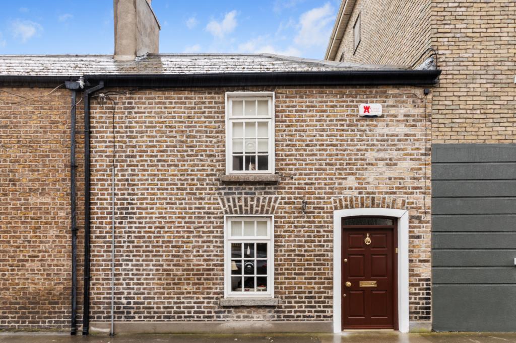 Main image of property: 1 Barrow Street, Off Grand Canal Street, Dublin 4, D04 R8X0