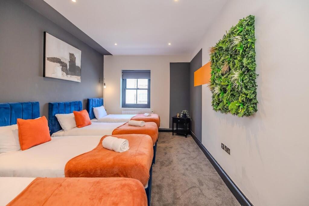 Main image of property: Western Road, Brighton