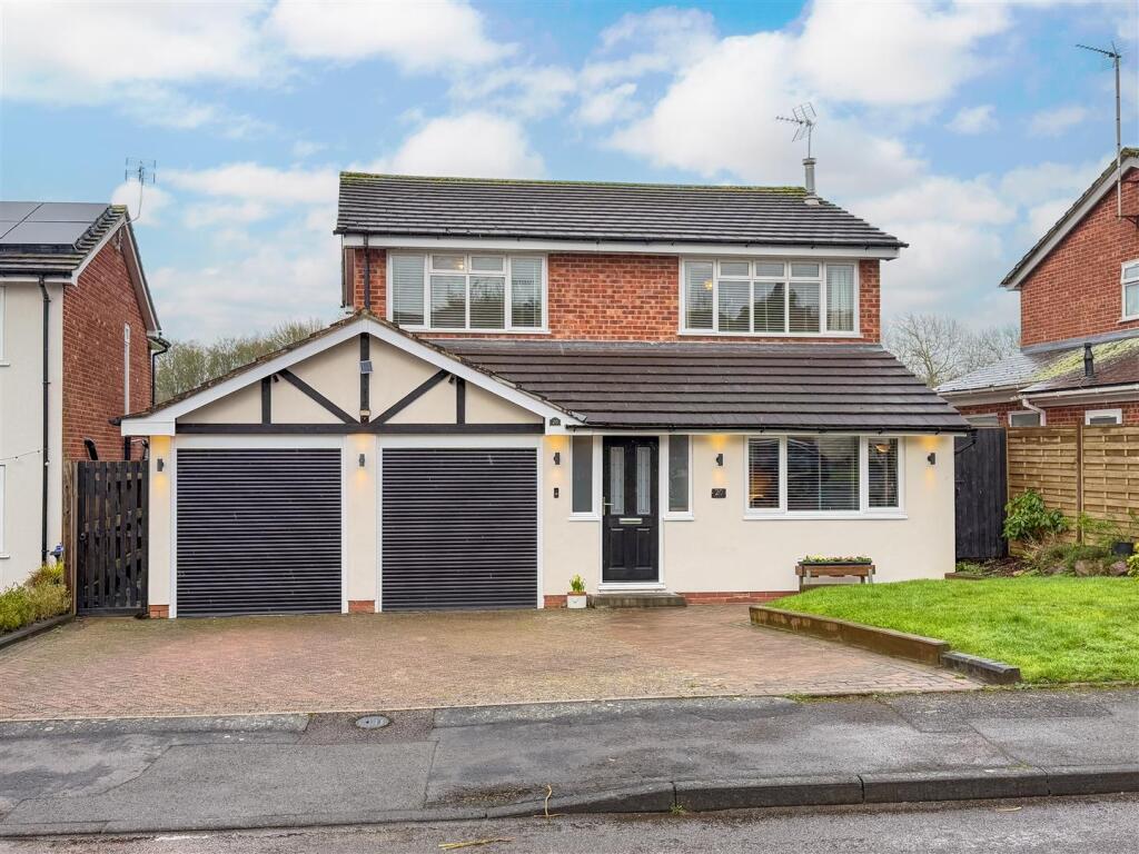 Main image of property: The Hamlet, Leek Wootton, Warwick