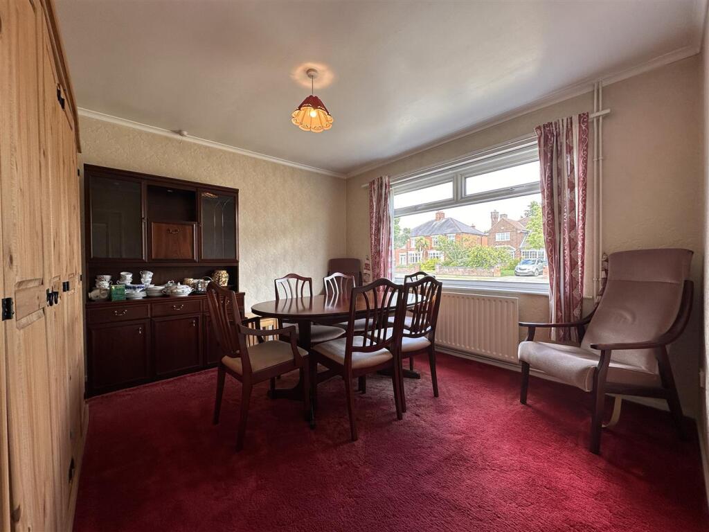 House in Newark and Sherwood, Newark - More