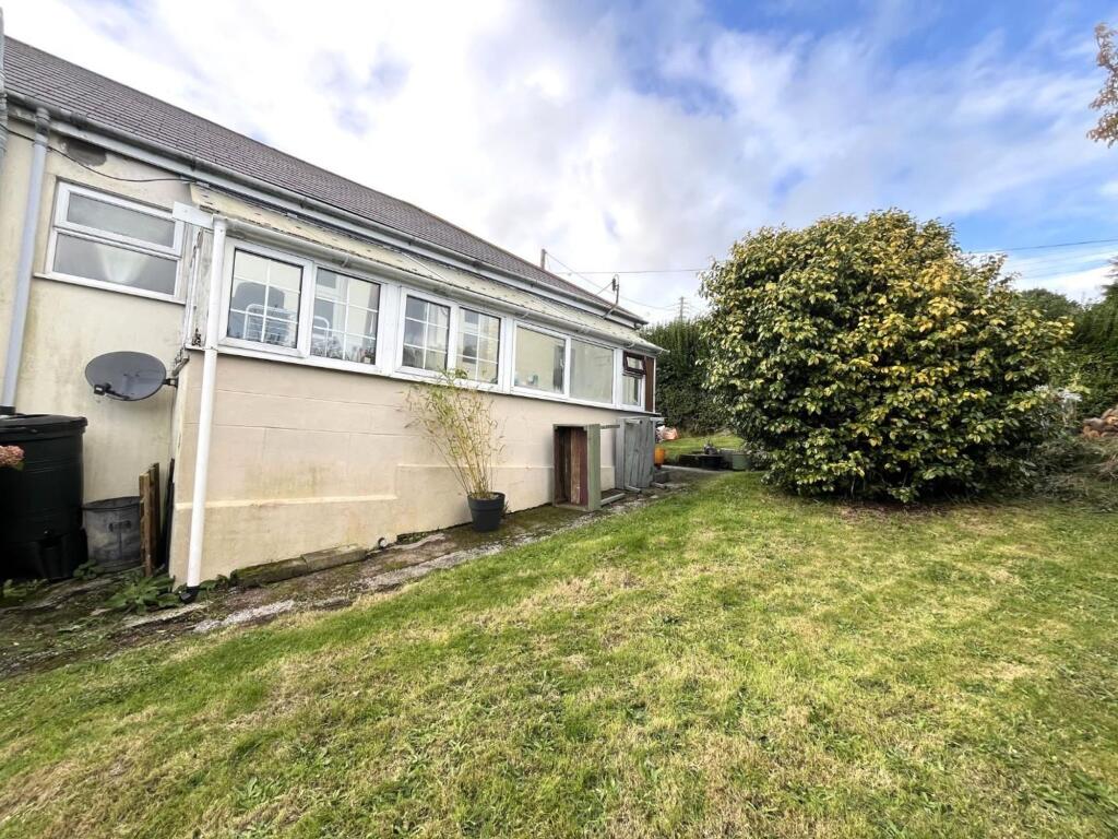 Apartment in Truro, Lanner - View 5