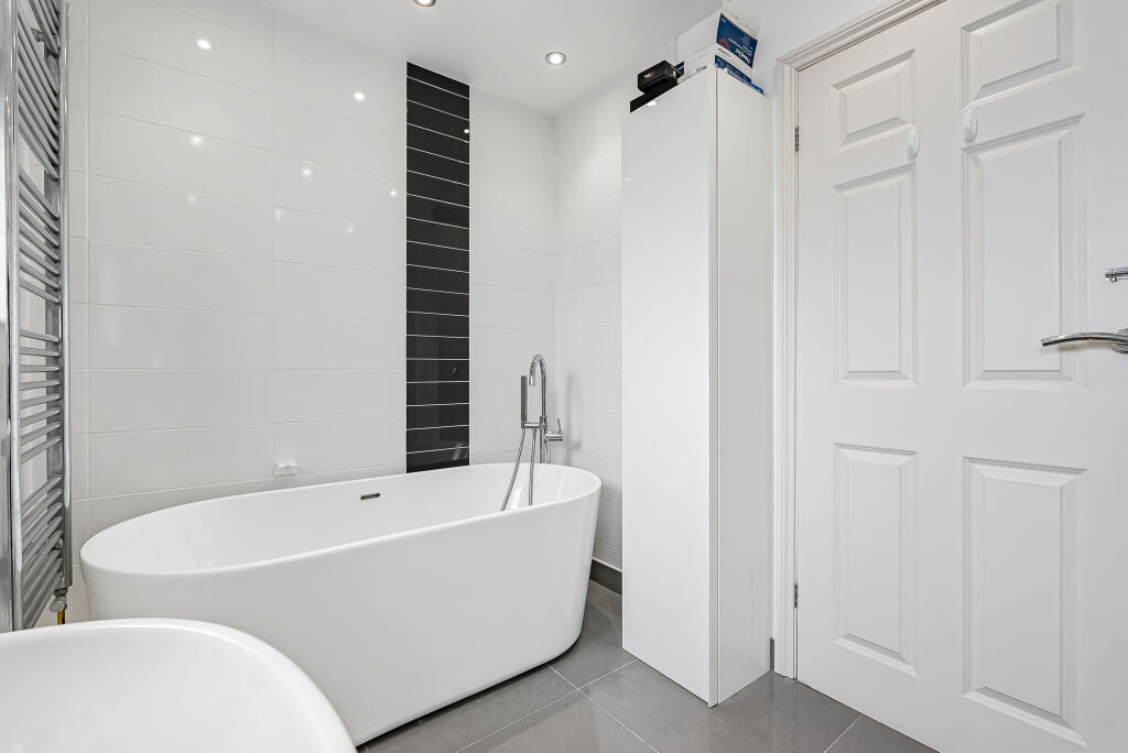 Additional image 16 of White Horse Lane, Burnham Green, AL6