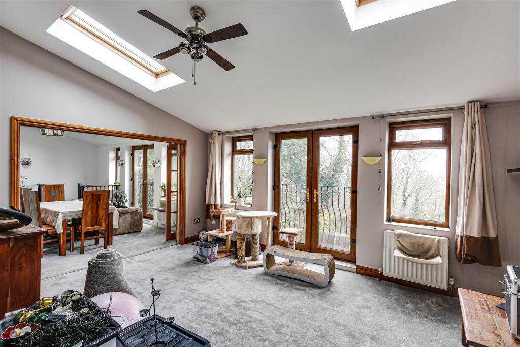 House in London - View 4