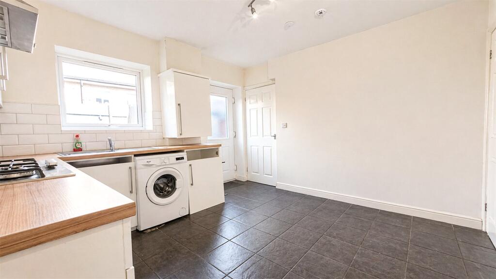 Ivy Leigh, Liverpool, Merseyside, L13 photo 4