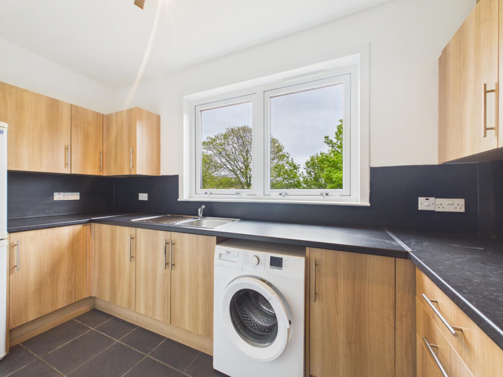 32, Smith Drive, Saltcoats, KA21 5 photo 2