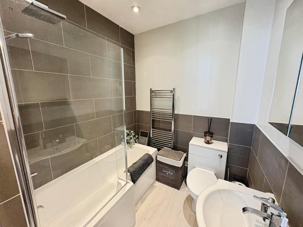 Apartment in Charnwood, Leicestershire - View 4
