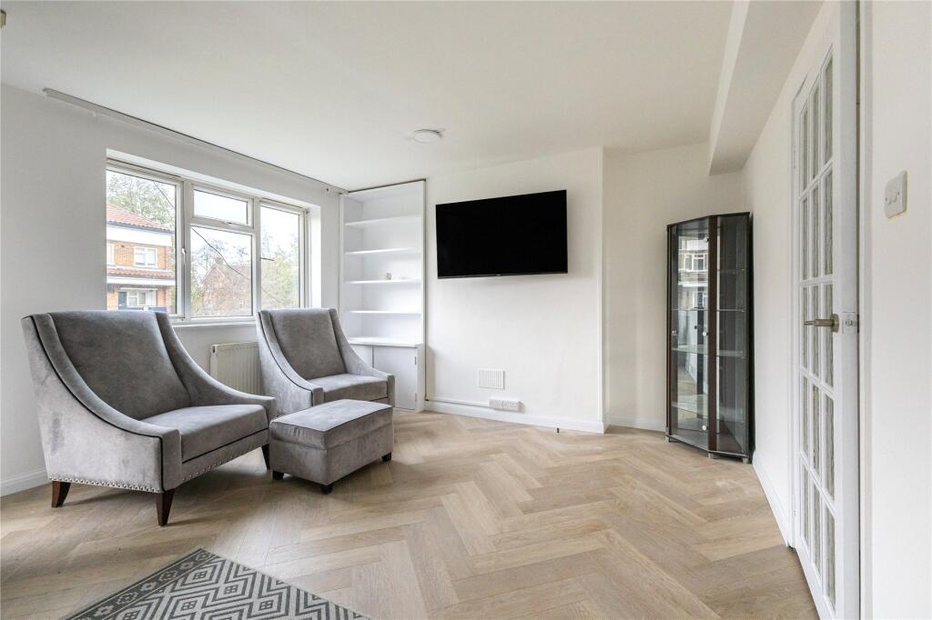 Main image of property: Walnut Tree Road, Brentford, TW8