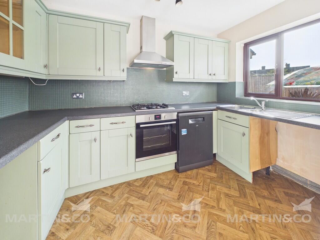 House in Doncaster, Norton - View 2
