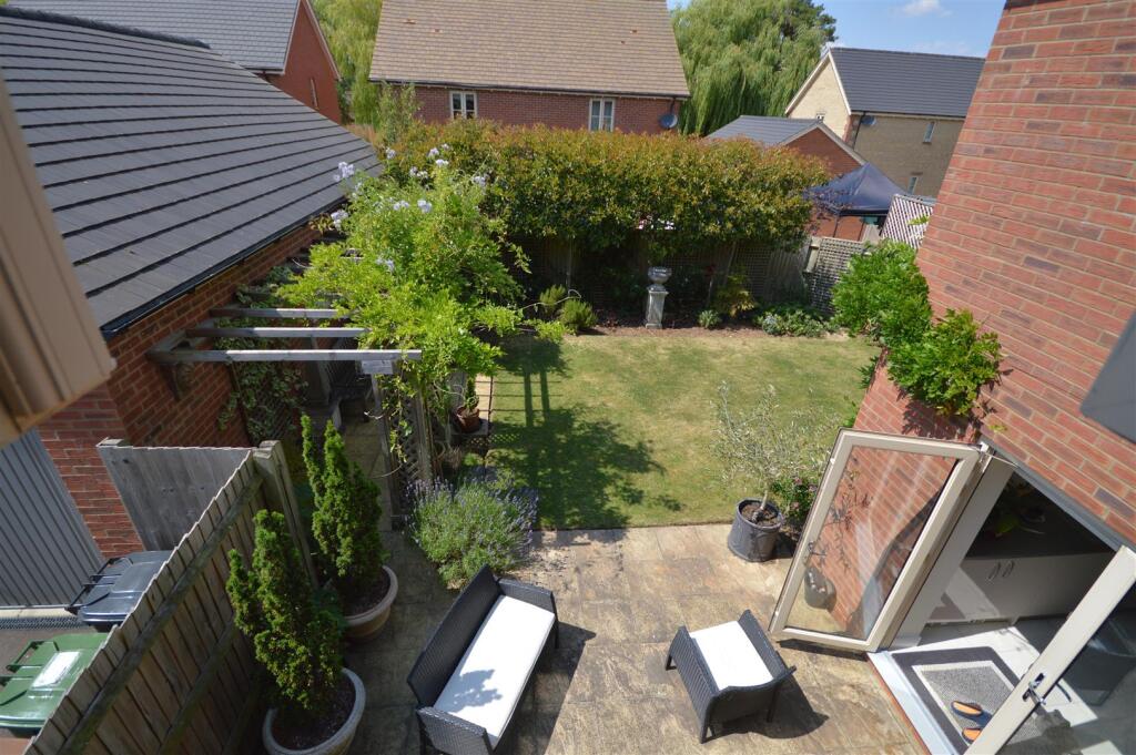 House in Weldon, Priors Hall Park - More
