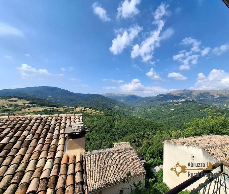Main image of property: Carunchio, Chieti, Abruzzo
