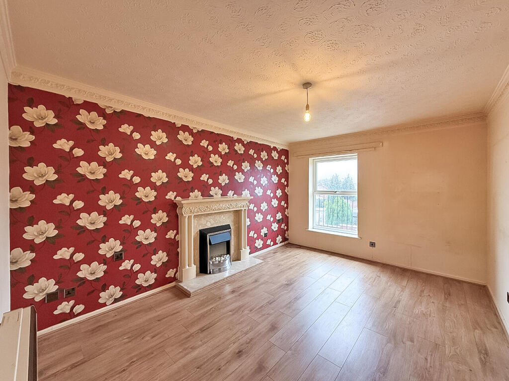 Cotswold Grove, Coppice Farm Estate, Willenhall photo 5