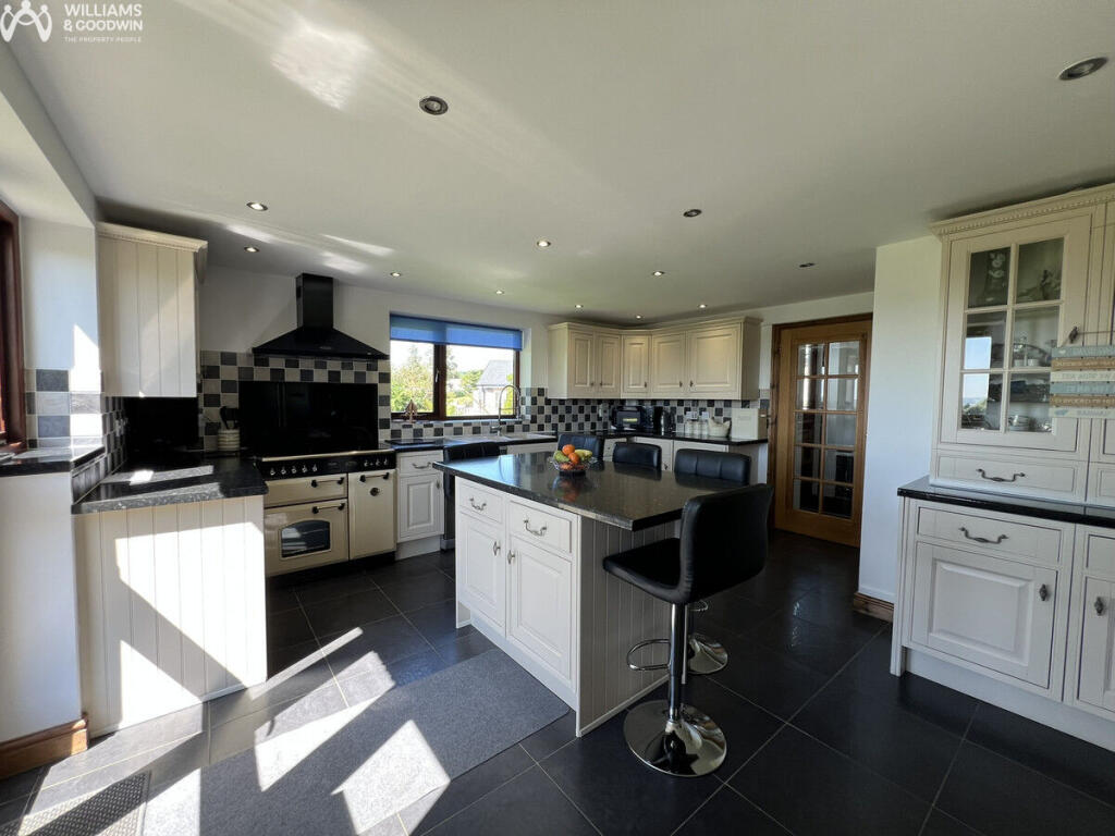 Talwrn, Llangefni, Anglesey, LL77 photo 4