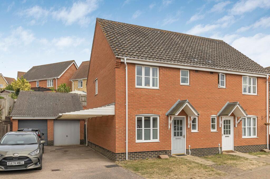 Main image of property: Emmerson Way, Hadleigh, IP7