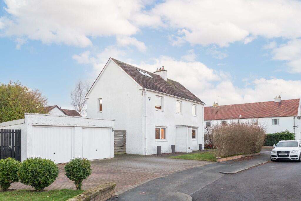 Main image of property: Cramond Place, Edinburgh, EH4