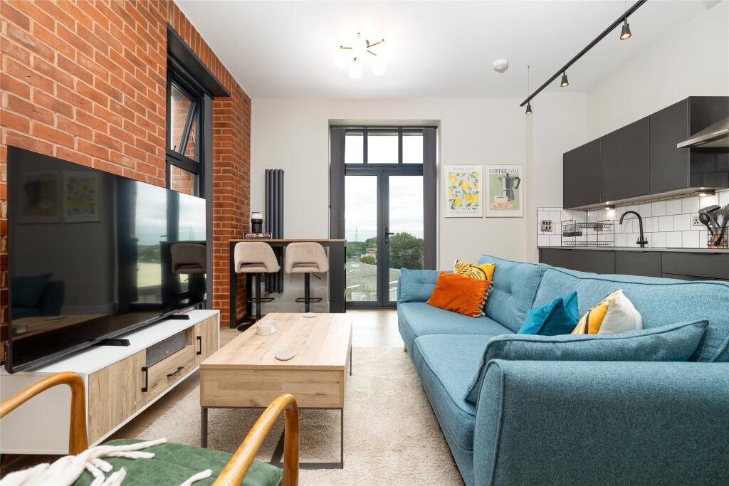 Apartment in Charnwood, Shelthorpe - More