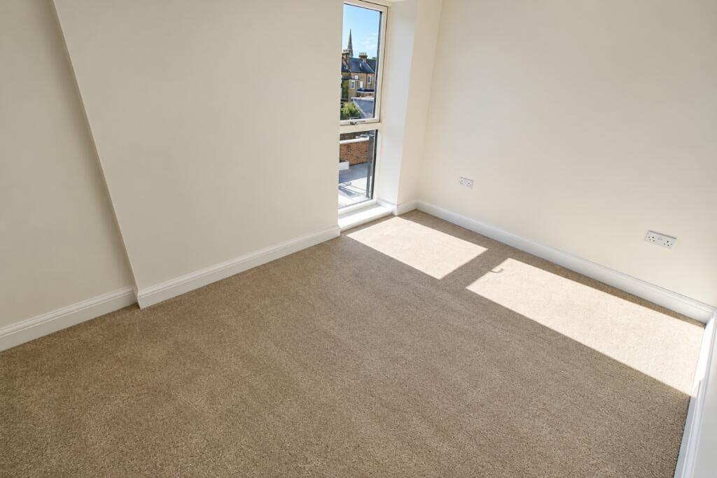 Apartment in Canterbury - More
