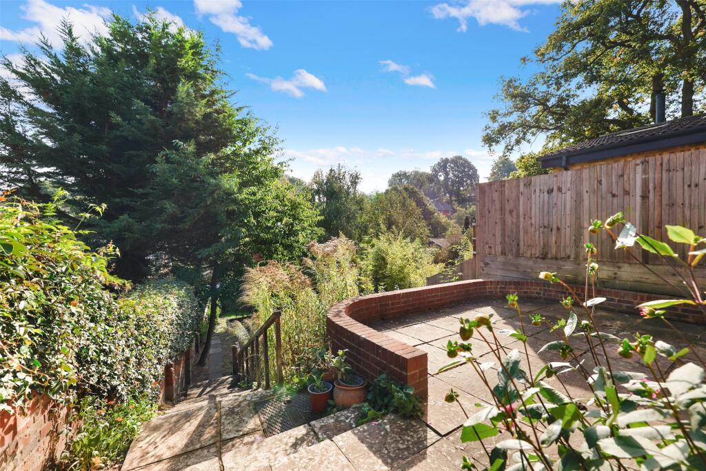 House in Redhill - View 5