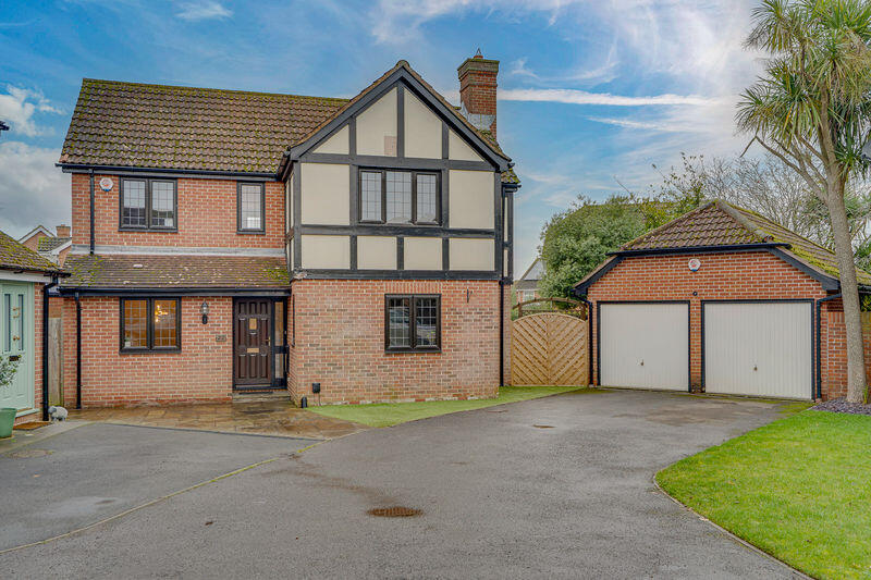 Main image of property: Cutter Avenue, Warsash