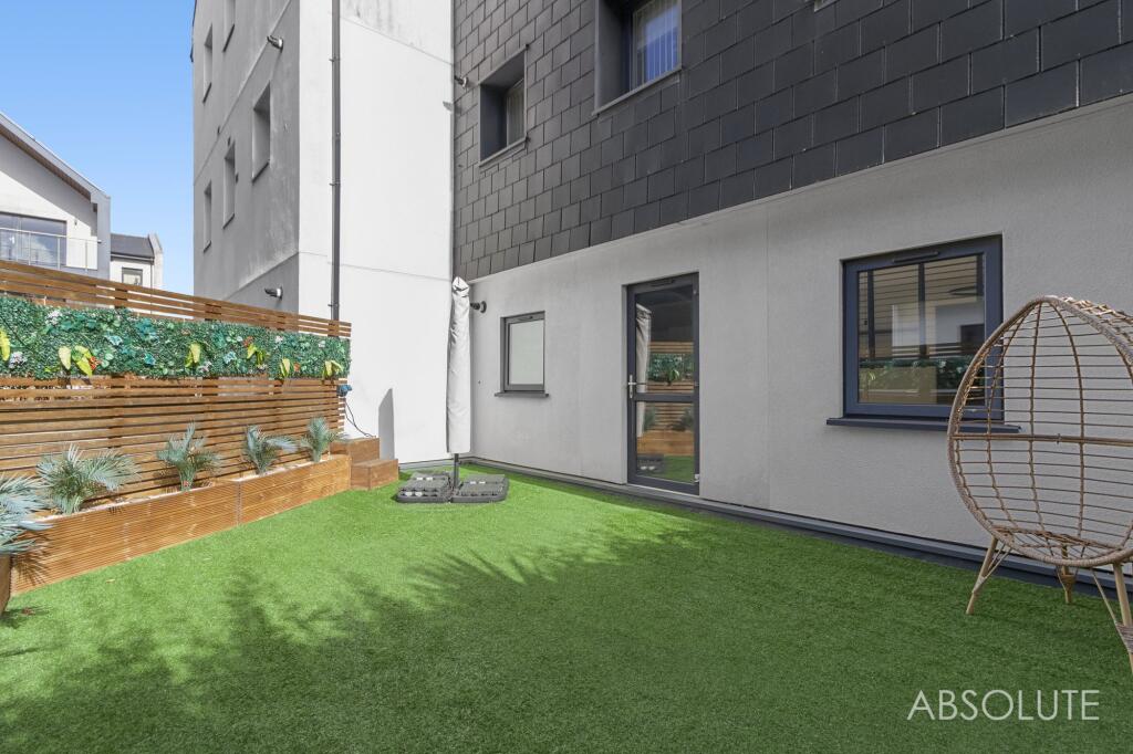 Apartment in Torquay, Torbay - View 4