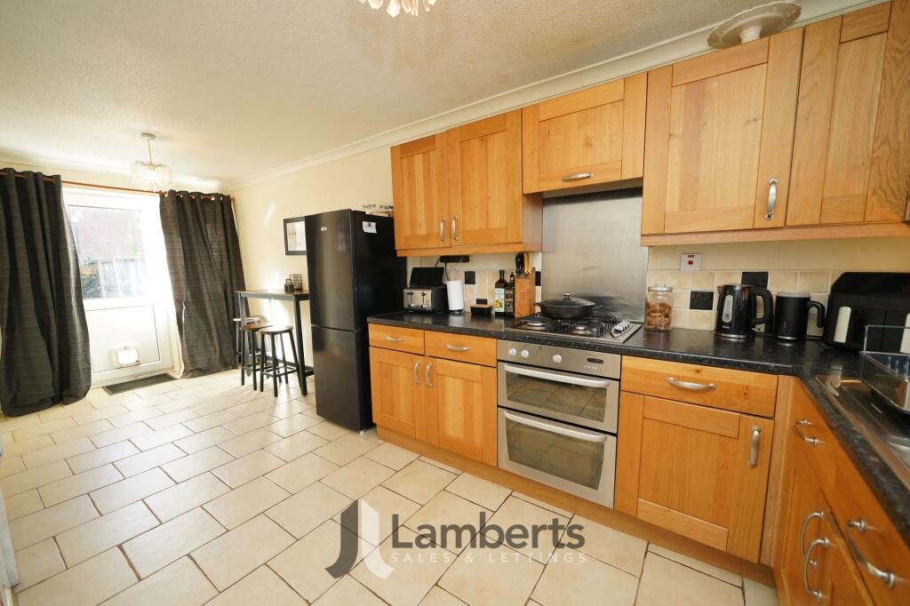 House in Redditch, Worcestershire - View 3