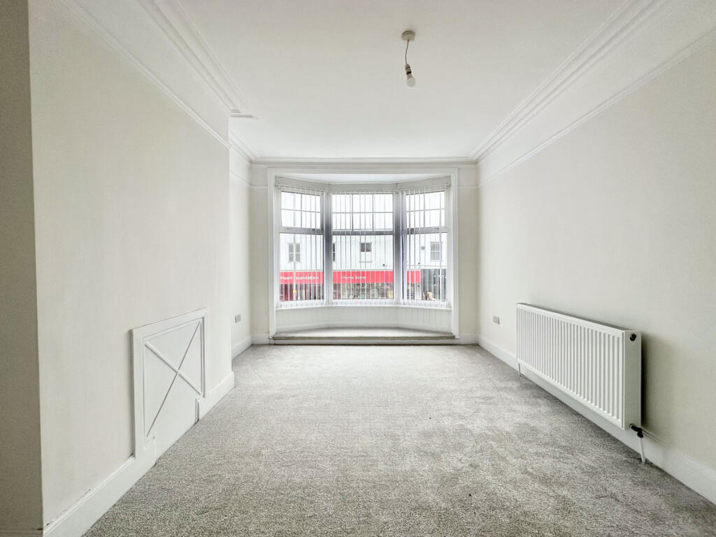 Apartment in Poole, Upper Parkstone - View 3