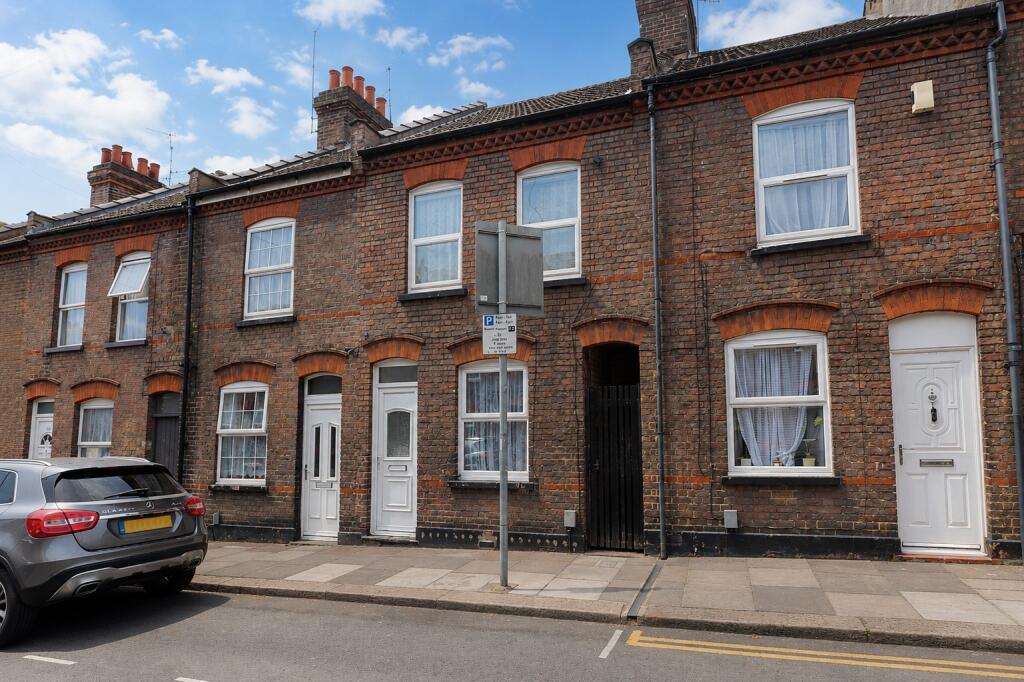Main image of property: New Town Street, Luton, Bedfordshire, LU1 3ED